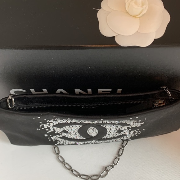 CHANEL 🖤 Rare Diamonte Swarovski Crystal Studded CC Black Satin Silk Chain Bag - Picture 10 of 16